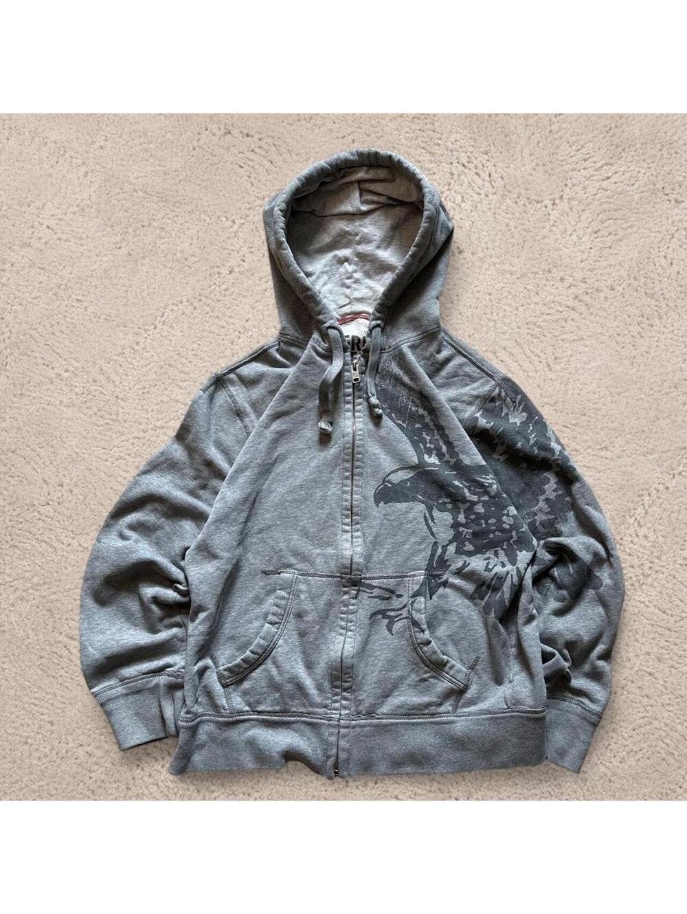 Beautiful vintage early 2000s Y2K, American Eagle AOP zip up hoodie.
